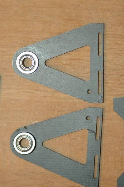 Die Lager haben einen Rand der später innen sein muss Die Lager haben einen Rand der später innen sein muss